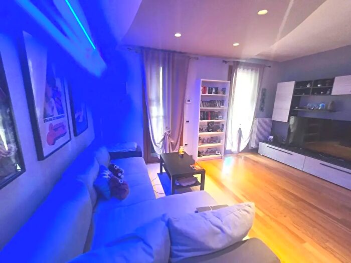 Appartamento trilocale in vendita in Fosso