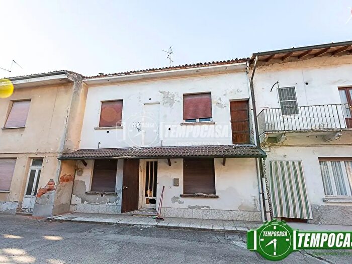 Casa trilocale in vendita in Via Umberto I°, Pandino