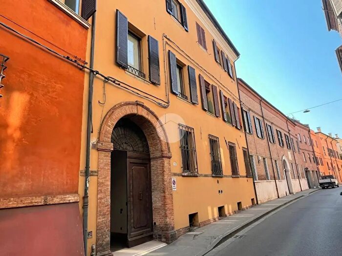 Appartamento trilocale in vendita in Via Boccacanale di Santo Stefano, Ferrara