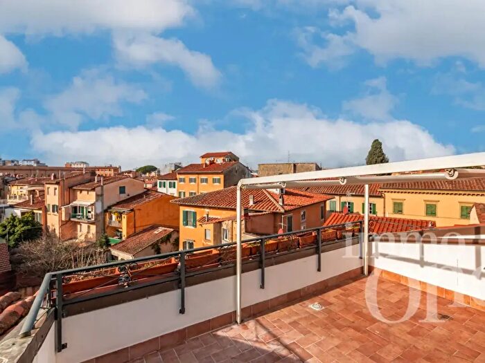 Appartamento trilocale in vendita in Via Antonio Ceci, Pisa