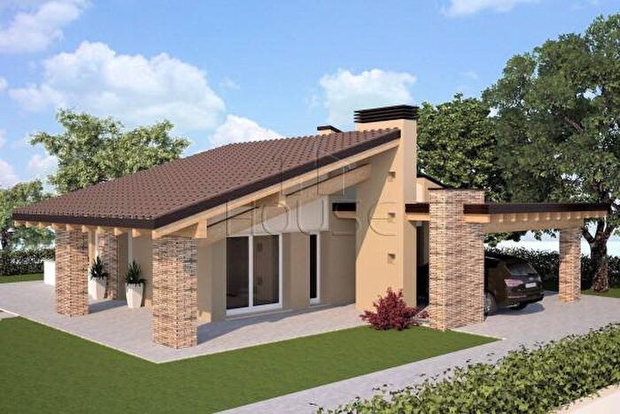 Casa quadrilocale in vendita in Via delle Scienziate, Citta Di Castello