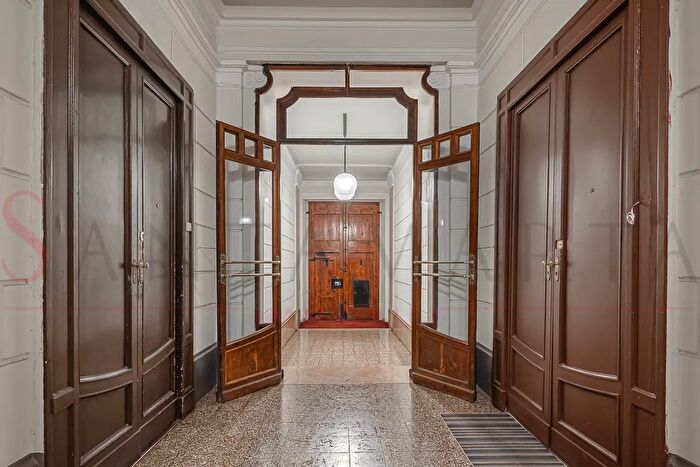 Appartamento trilocale in vendita in Via Giuseppe Ripamonti, Milano