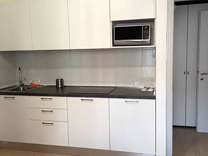 Appartamento bilocale in affitto in Via Sigieri, Porta Romana Medaglie dOro, Milano