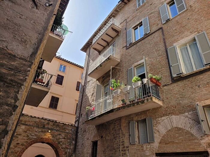 Appartamento bilocale in affitto in Via Ulisse Rocchi, Centro Storico, Perugia