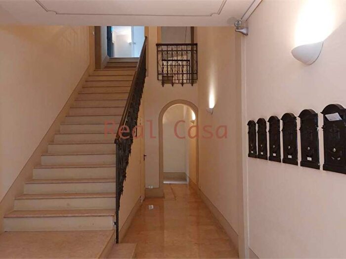 Appartamento trilocale in affitto in Corso Canalchiaro, Centro Storico, Modena