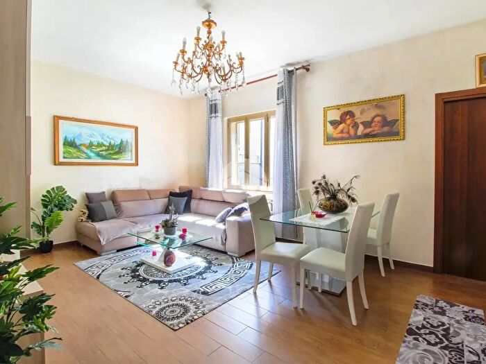 Appartamento quadrilocale in vendita in Via Giuseppe Garibaldi, Alba Adriatica