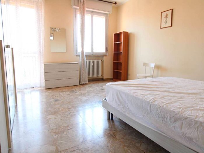 Appartamento trilocale in affitto in Viale Risorgimento, Ospedale Villaggio Manenti, Reggio Emilia