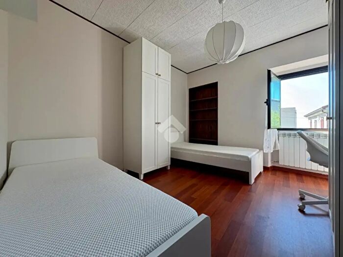 Appartamento monolocale in affitto in Via Commerciale, Trieste