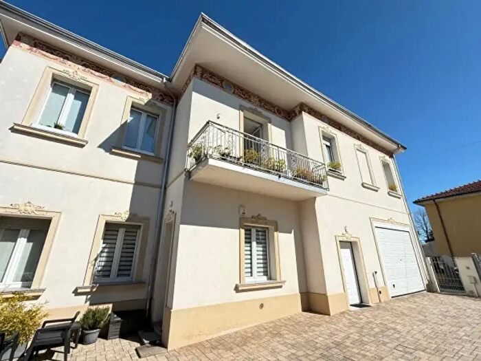 Appartamento bilocale in vendita in Via Giuseppe Garibaldi, Oggiona Con Santo Stefano