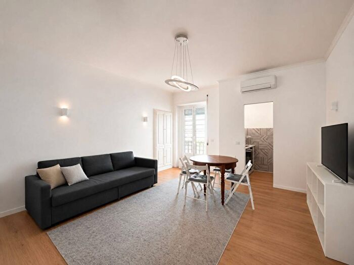 Appartamento bilocale in affitto in Via Archimede, Euclide, Roma