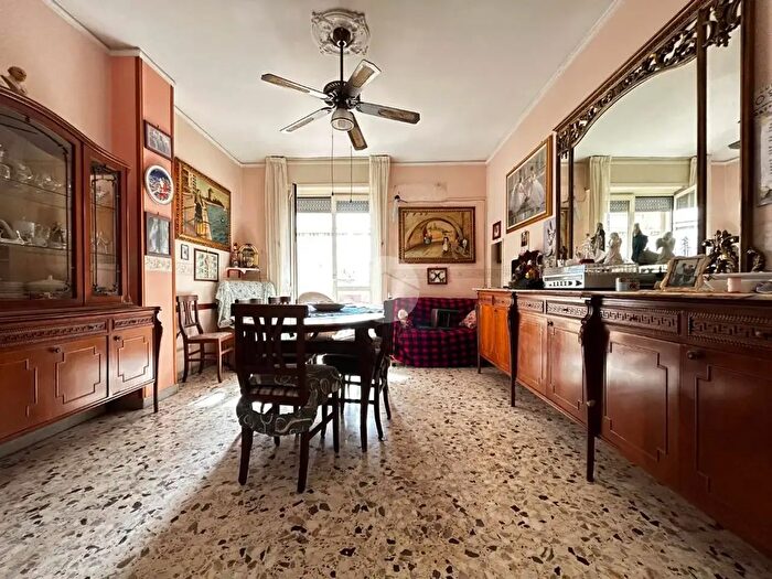 Appartamento trilocale in vendita in Via Astino, Giugliano In Campania