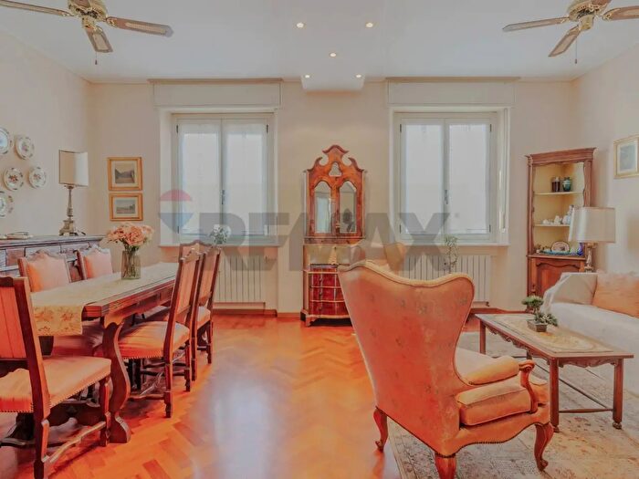 Appartamento trilocale in vendita in Viale Fulvio Testi, Milano