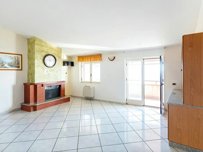 Appartamento con 7 locali in vendita in Via Castello, Trentinara