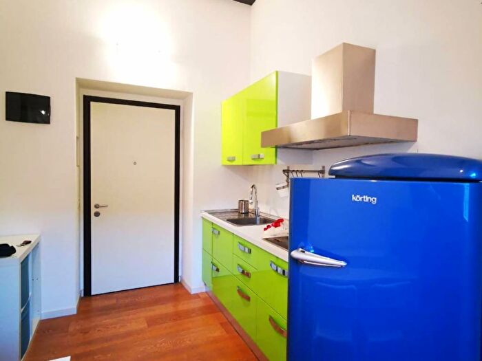 Appartamento monolocale in affitto in Via Giacomo Watt, Barona, Milano