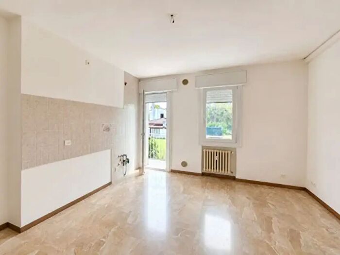 Appartamento trilocale in vendita in Via Alberto Campolongo, Padova
