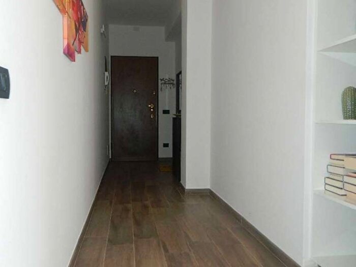 Appartamento trilocale in affitto in via Toti, Centro, Sondrio