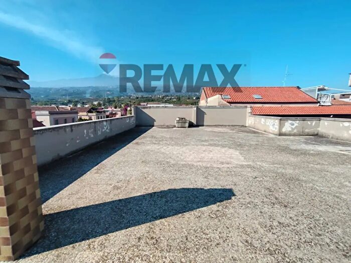 Appartamento con 6 locali in vendita in Via San Giuseppe, Mascali