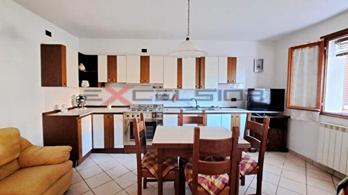 Casa con 5 locali in vendita in Via G Matteotti N Bis Cavarzere Ve, Cavarzere