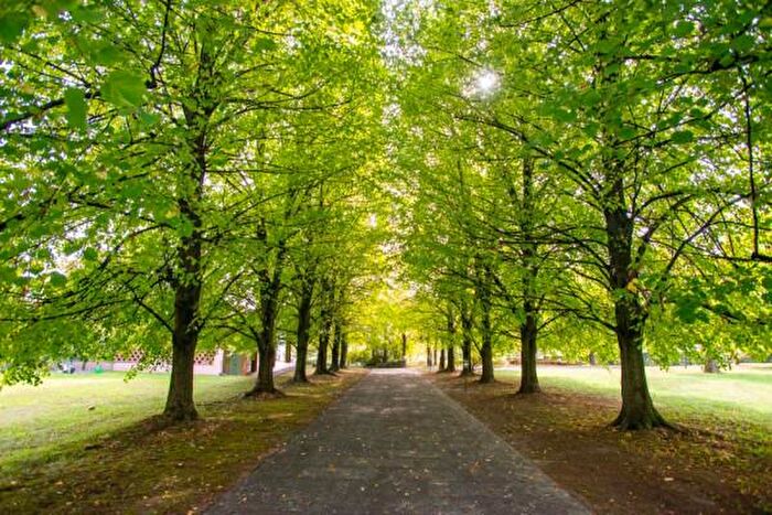 Casa con 6 locali in vendita in Cantu