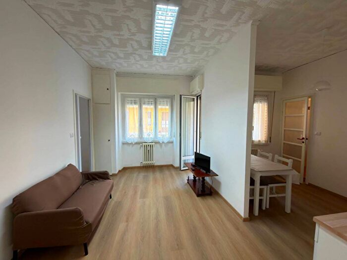 Appartamento bilocale in affitto in Via Cenisio, Cenisio, Milano