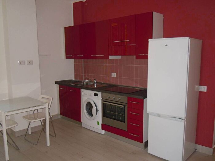 Appartamento monolocale in affitto in Via Gian Carlo Castelbarco, Bocconi, Milano