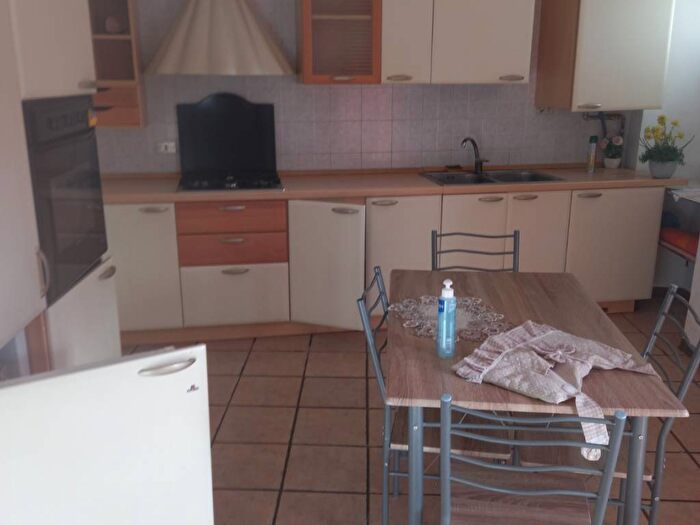 Appartamento trilocale in affitto in Via dei Cascinali, Gattico, GatticoVeruno
