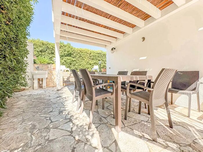 Casa trilocale in vendita in Strada Villaggio La Fraula, Santa Cesarea Terme