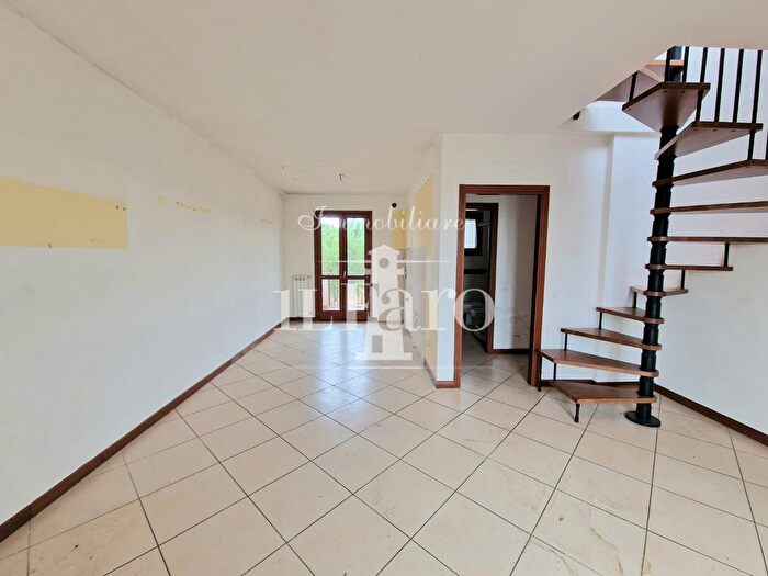 Appartamento trilocale in vendita in Domenico, Campi Bisenzio