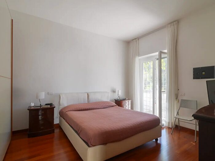 Appartamento quadrilocale in vendita in Via Cassia, Roma