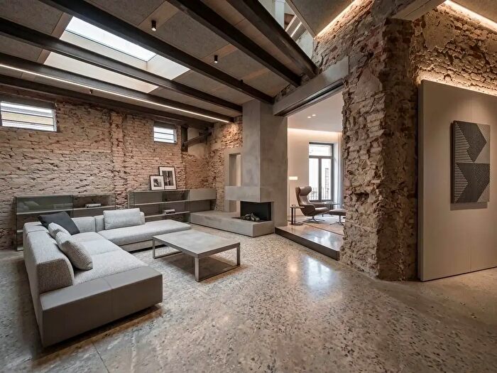 Appartamento quadrilocale in vendita in Via Benedetto Marcello, Firenze