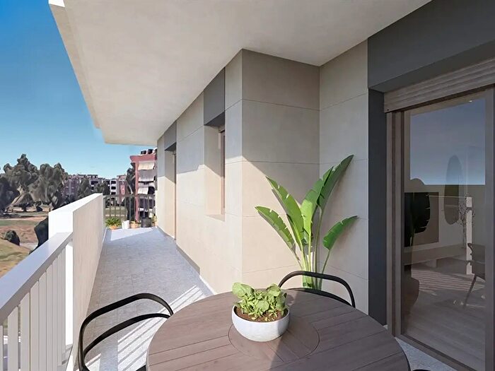 Appartamento trilocale in vendita in Viale Francesco Caltagirone, Roma