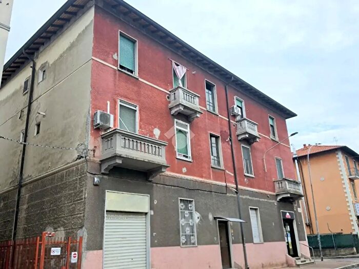 Appartamento bilocale in vendita in Via delle Crociate, San Giuliano Milanese