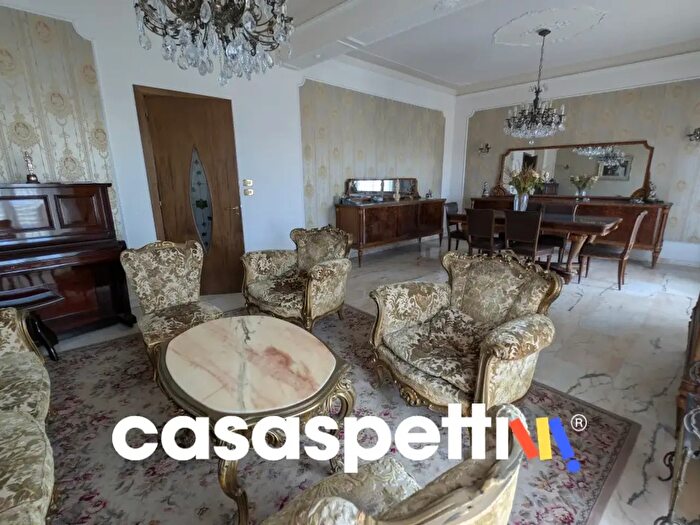 Appartamento trilocale in vendita in Viale Aldo Moro, Reggio Calabria