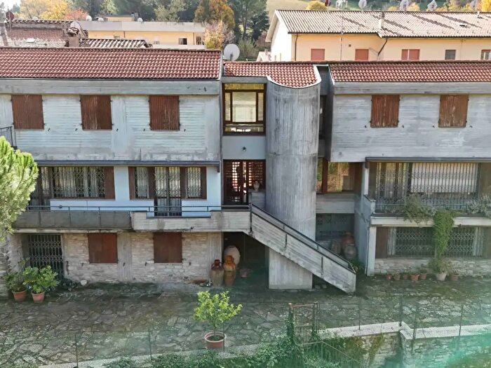 Casa con 16 locali in vendita in Via Verdi, Bagno Di Romagna