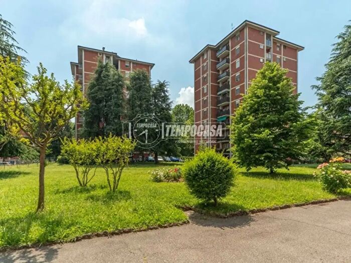Appartamento trilocale in vendita in Milano
