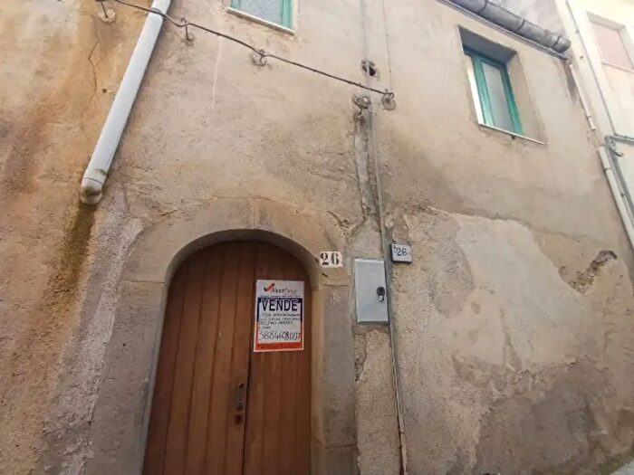 Casa bilocale in vendita in Via Giuseppe Garibaldi, Ficarra