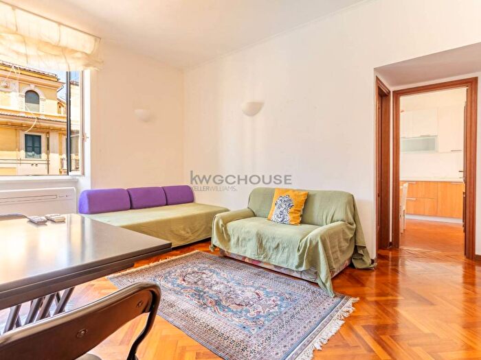 Appartamento bilocale in affitto in Via Vercelli, Re di Roma, Roma