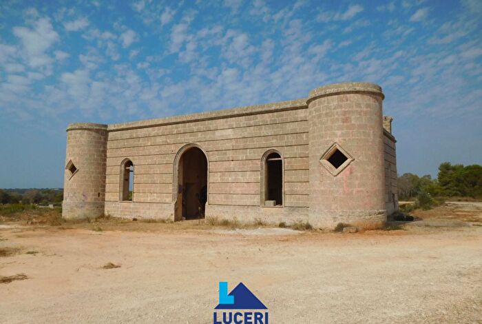 Casa in vendita in Via Schiafazzi Salve Le Italia, Salve