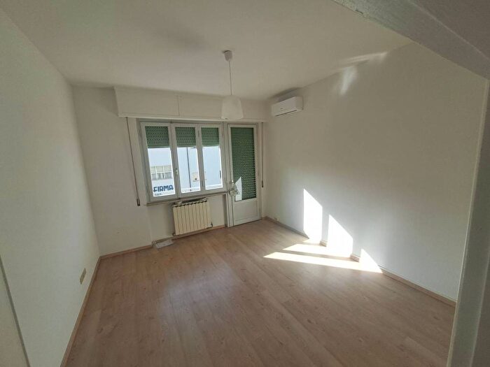 Appartamento con 6 locali in affitto in Via Gherardo Starnina, Soffiano, Firenze