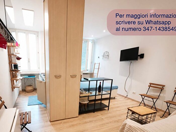 Appartamento monolocale in affitto in Borgo Emmo Valla, Centro Storico, Parma