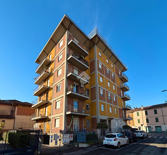 Appartamento trilocale in vendita in Via Privata Aurora, Broni