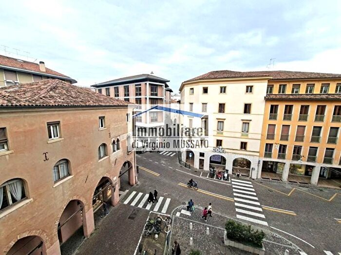 Appartamento bilocale in affitto in Via Collalto, Piazza dei Signori, Treviso