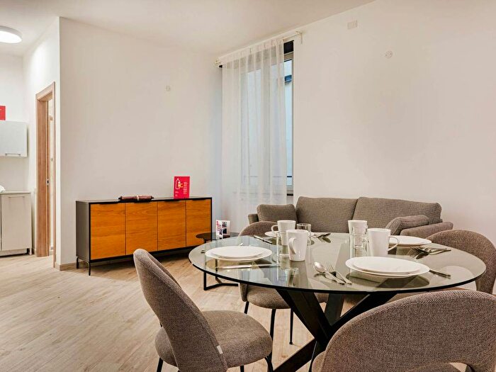 Appartamento trilocale in affitto in Vico Dora, Prè, Genova