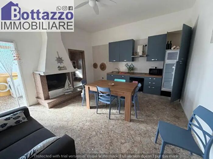 Appartamento con 5 locali in vendita in Via Giuseppe Garibaldi, Torricella