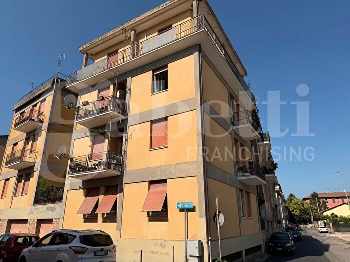 Appartamento quadrilocale in vendita in Via Toscana, Terni