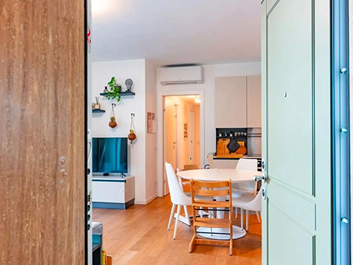 Appartamento trilocale in vendita in Segrate