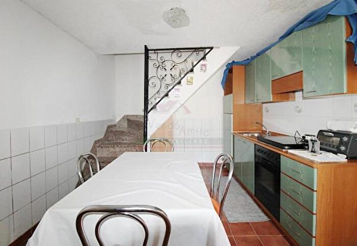 Casa quadrilocale in vendita in Via Guglielmo Marconi, Fraine