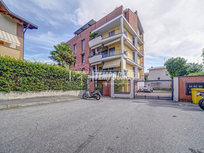 Appartamento bilocale in vendita in Via Friuli C, Cassano Magnago