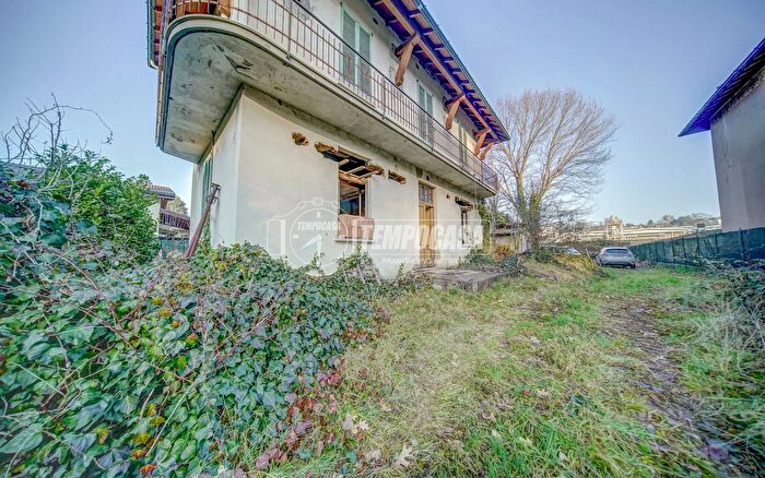 Case in Vendita e in Affitto - 2