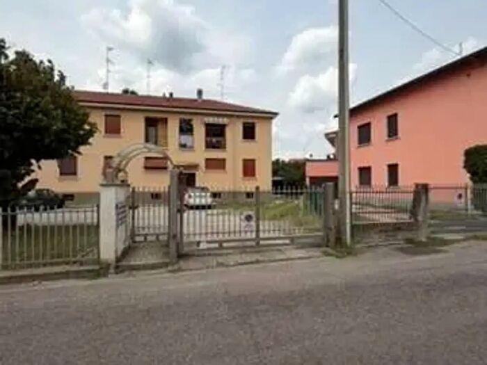 Appartamento bilocale in vendita in Via XXV Aprile, Carnago